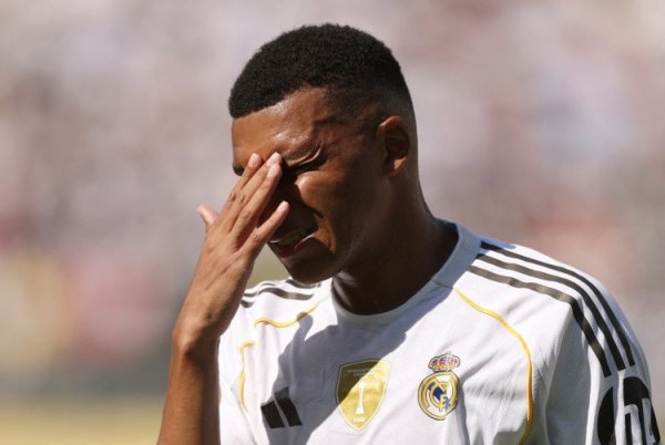 配资十大正规公司 警察还是保镖? 科贝: 法国当局调查姆巴佩23年给警察18万欧一事